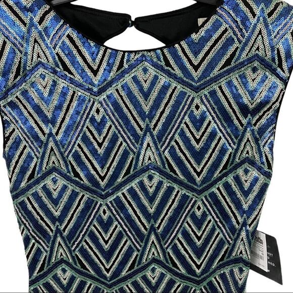 Charlotte Russe Geometric Sequins Dress Size Medium - Picture 6 of 11